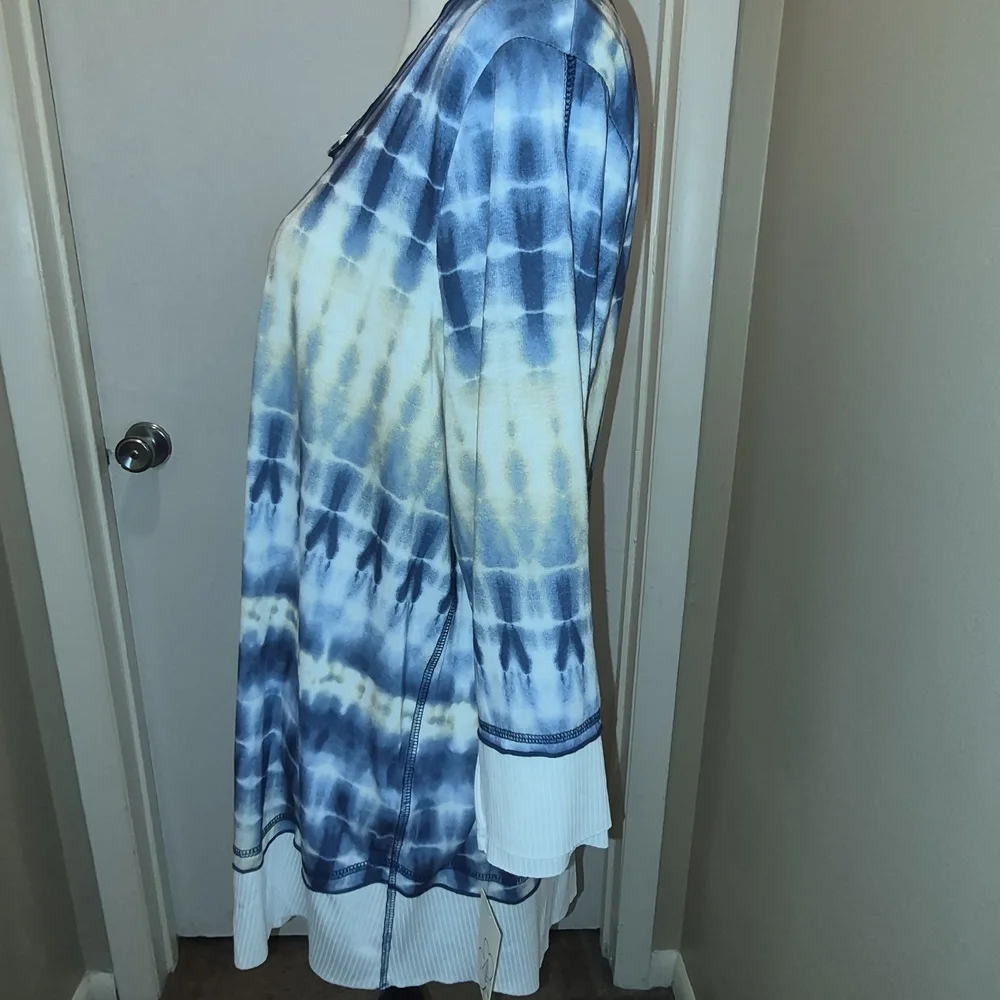 Clover + Pine Tie-Dye Long Sleeve Top - Picture 6 of 11
